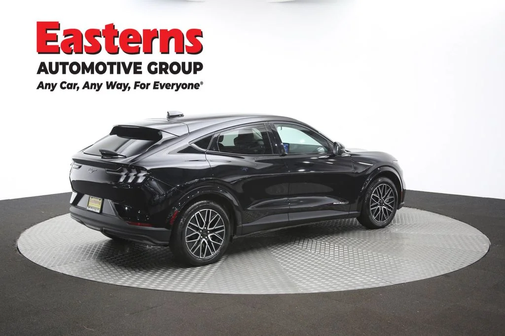 Used 2025 Black Ford Premium image 43