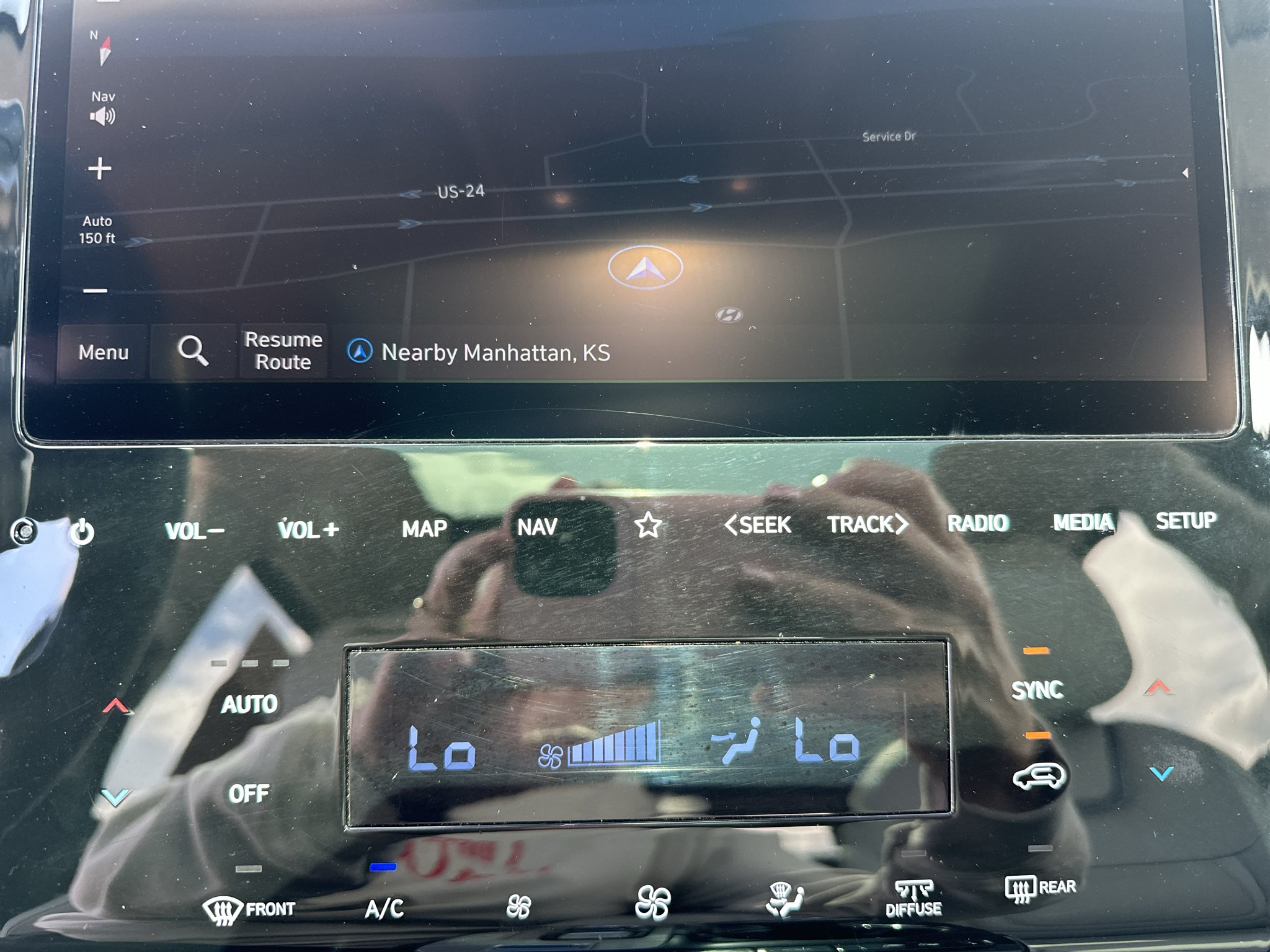 Used 2022 Shimmering Silver Hyundai Limited image 24