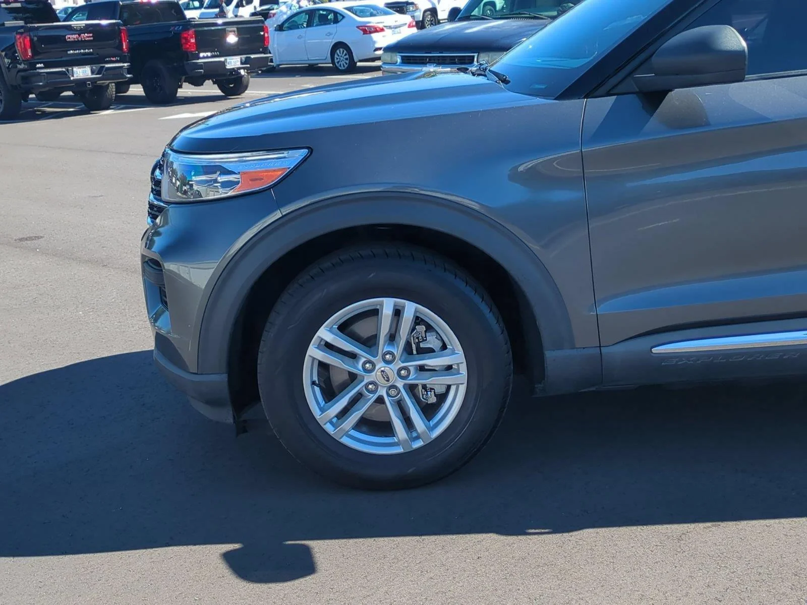 Used 2020 Magnetic Metallic Ford XLT image 10