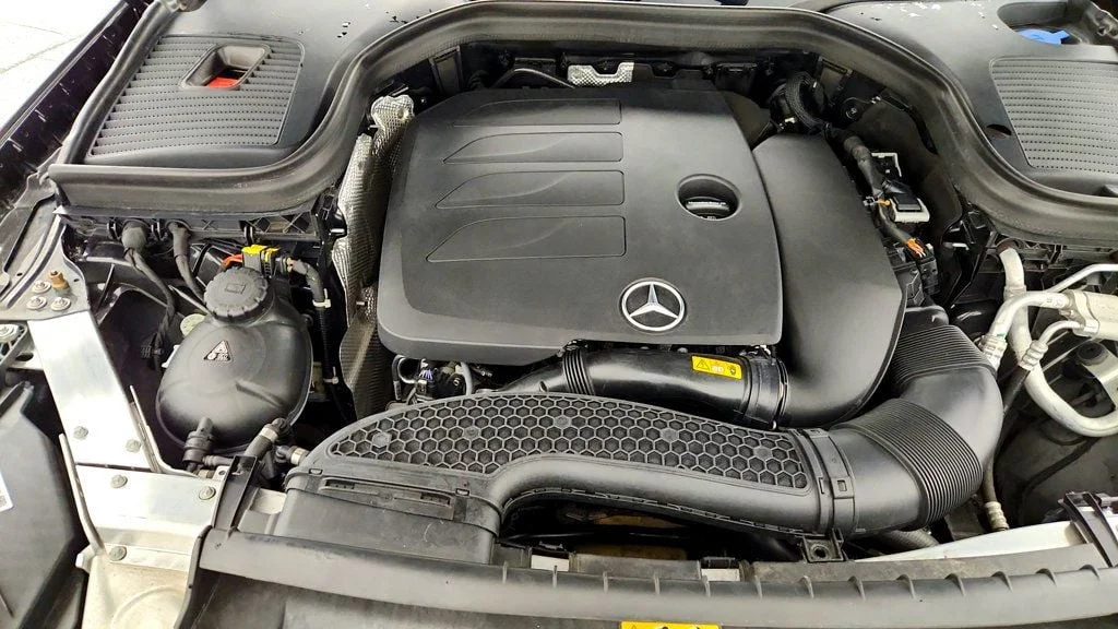 Used 2022 Graphite Grey Metallic Mercedes-Benz GLC 300 SUV image 25