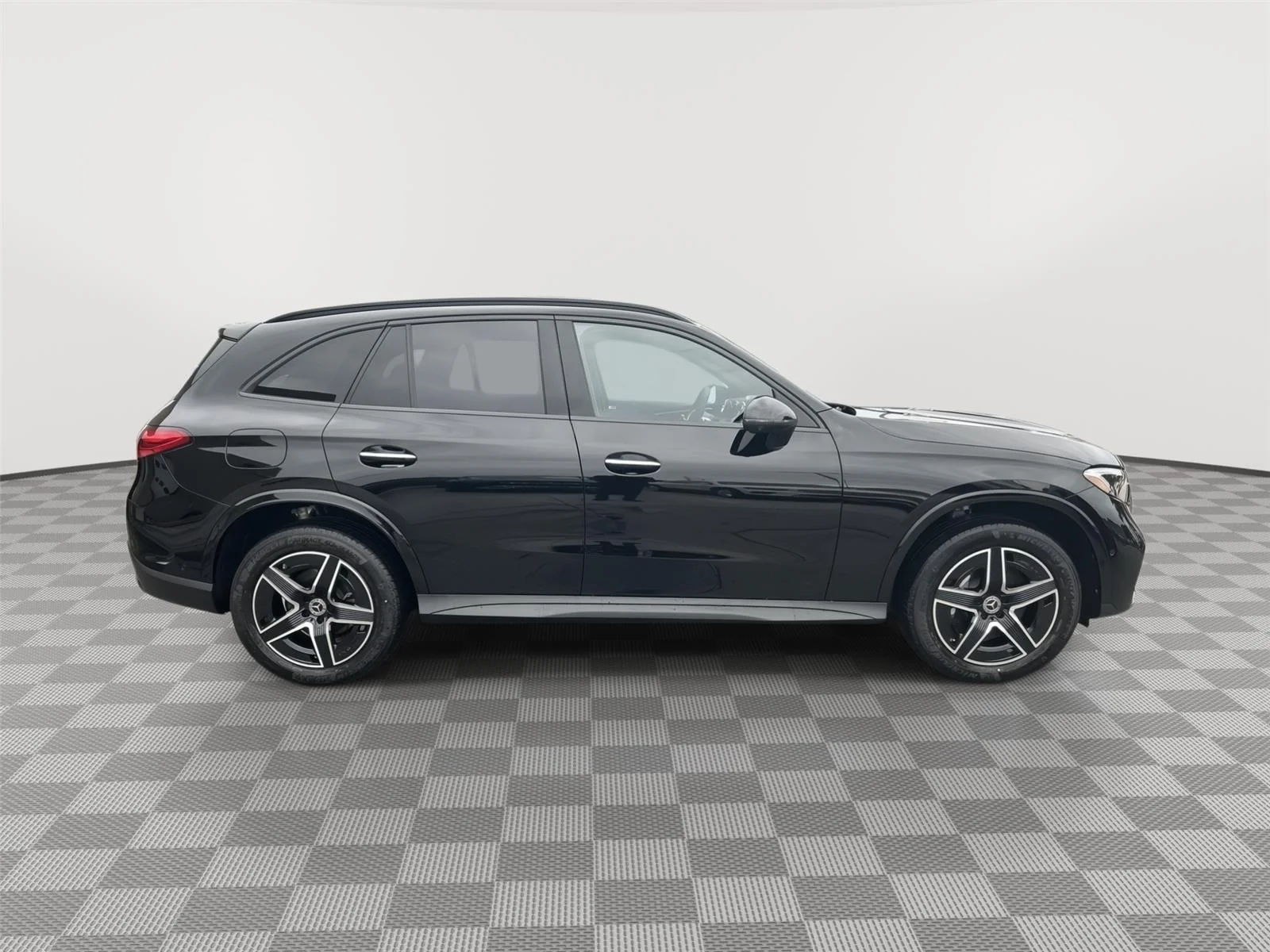 New 2026 Black Mercedes-Benz GLC 300 image 2