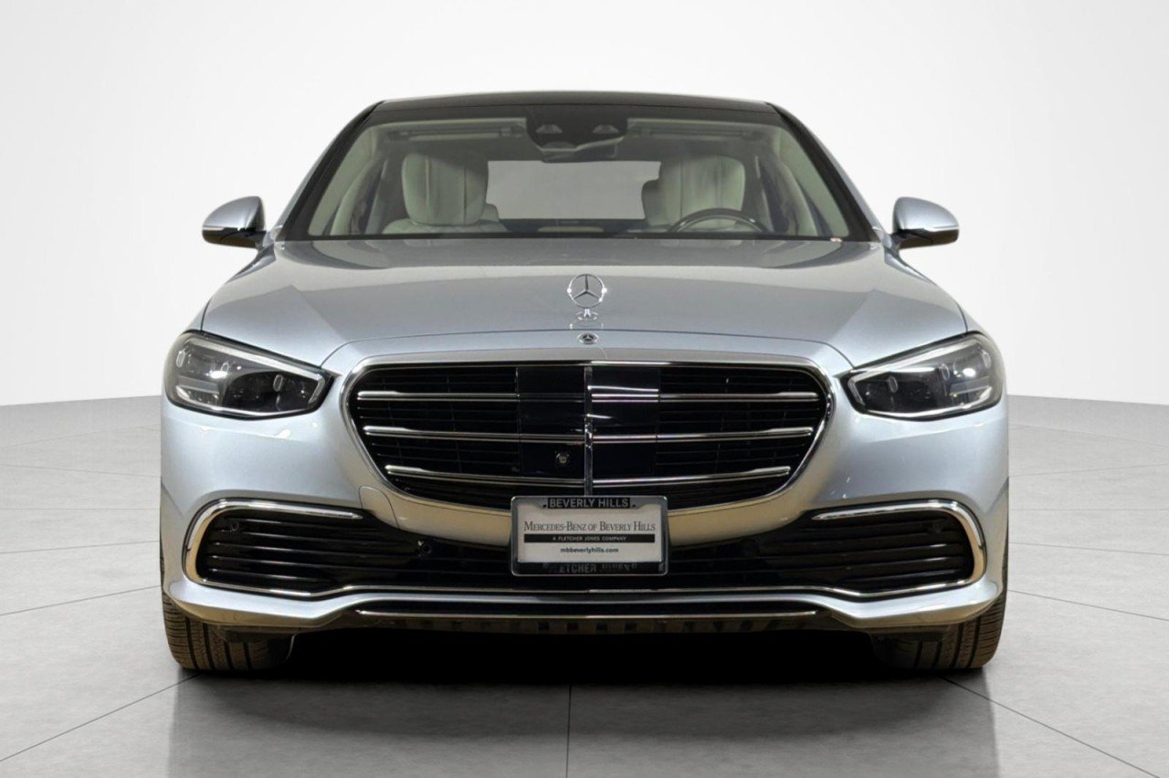 Certified Used 2024 Cirrus Silver Metallic Mercedes-Benz S 580 image 8