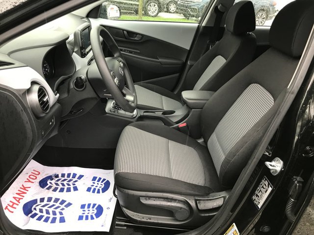 Used 2020 Ultra Black Hyundai SE image 20