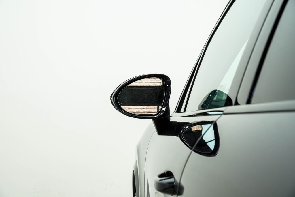 Used 2021 Black Porsche Base image 14