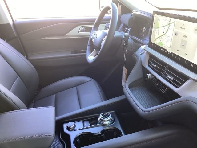 New 2026 Space White Metallic Ford Active image 20