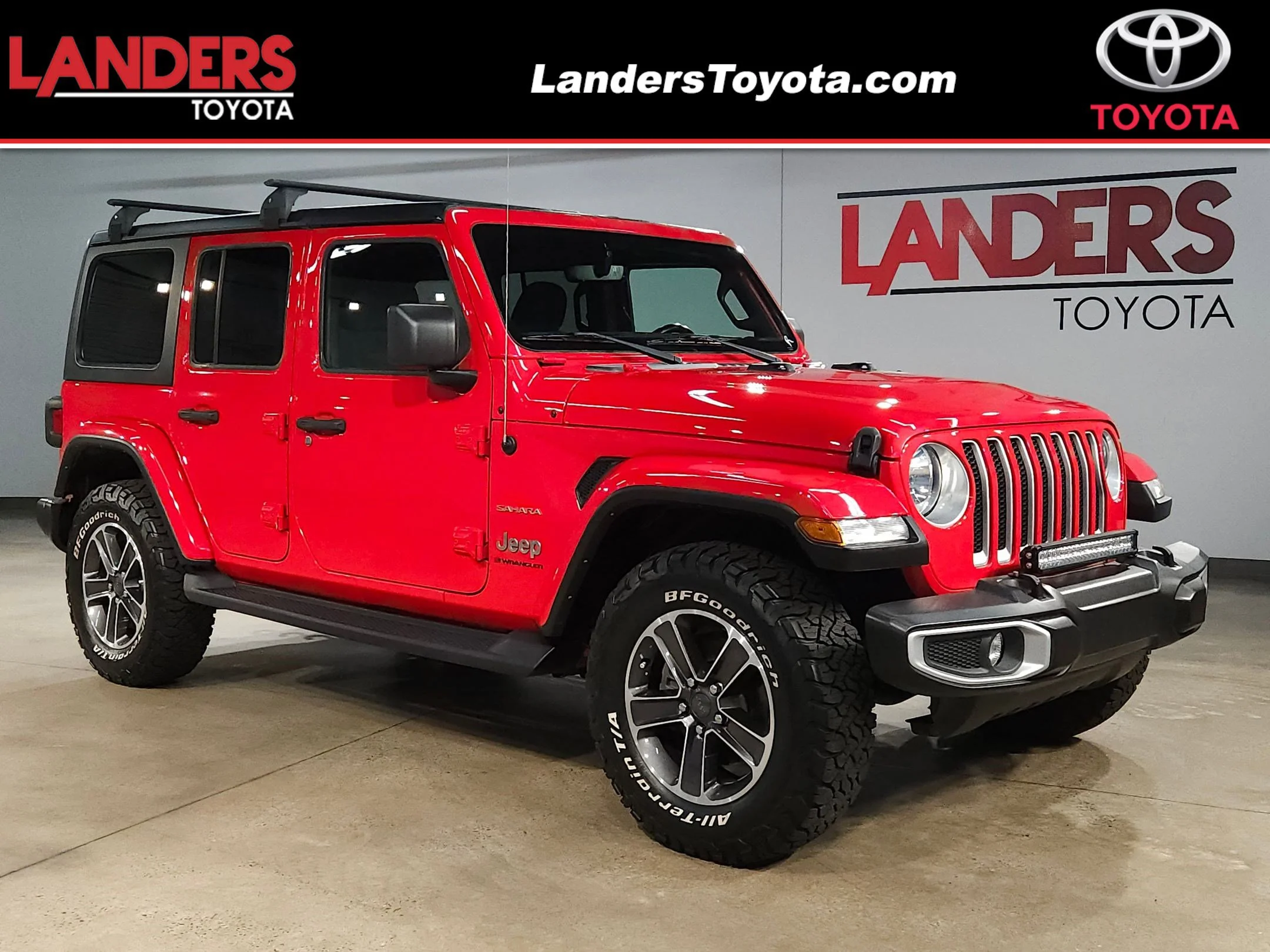 2023 Jeep Wrangler Sahara's photo