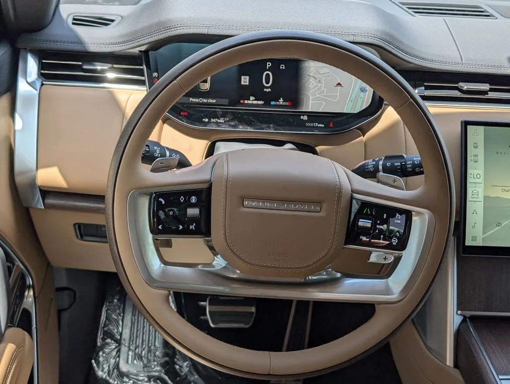 New 2026 Ostuni Pearl White Land Rover SE image 22