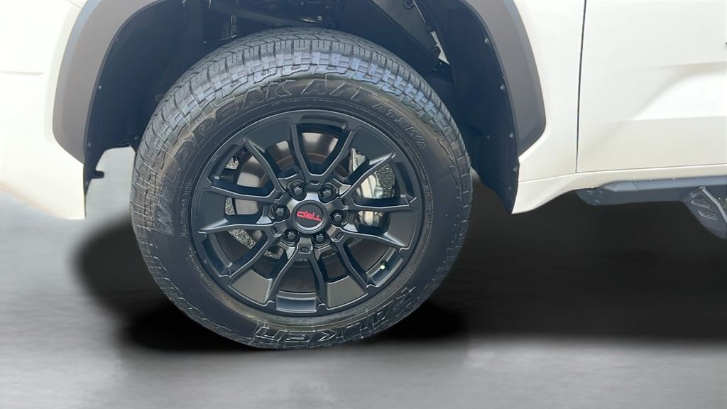 Used 2024 White Toyota SR5 image 27