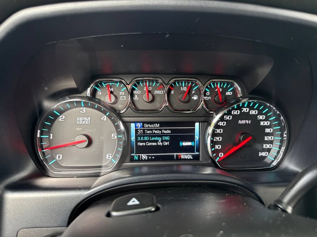 Used 2017 PEPPERDUST METALLIC GMC SLT image 58