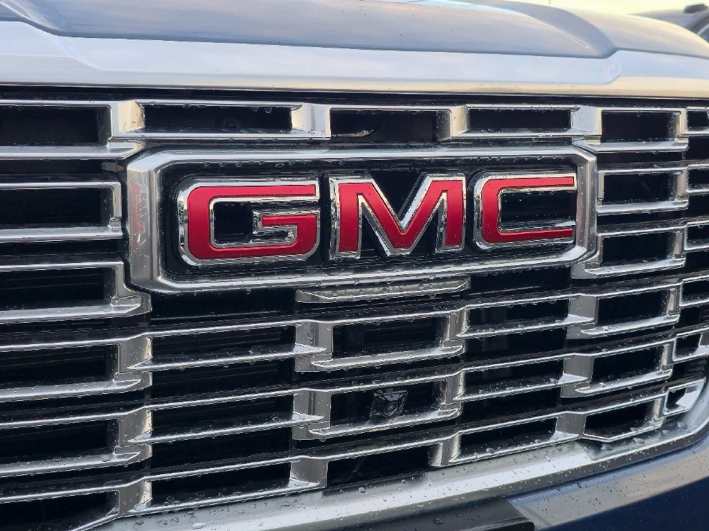 2026 GMC Yukon XL Denali - Photo 33