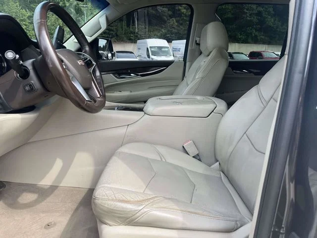 Used 2017 Gray Cadillac Luxury image 23