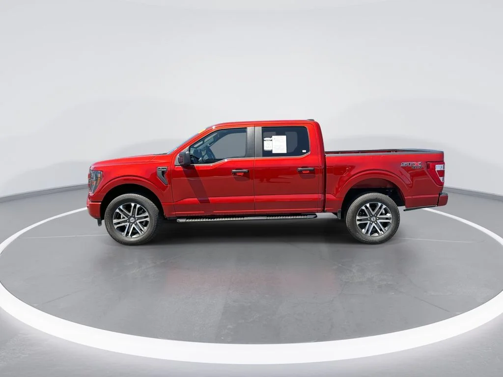 Used 2023 Red Ford XL image 5