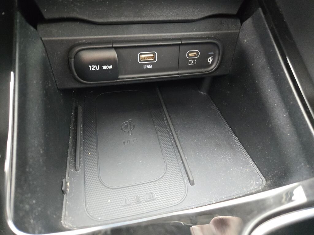 Used 2023 Black Kia SX X-Line image 35