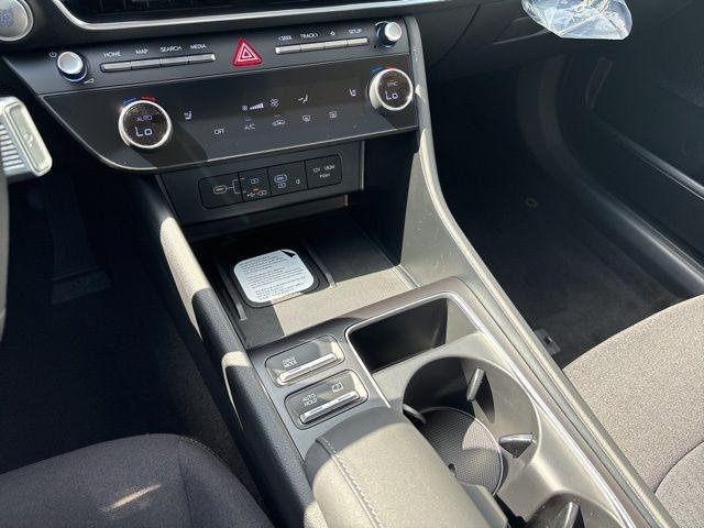 New 2026 Serenity White Hyundai SEL Sport image 58