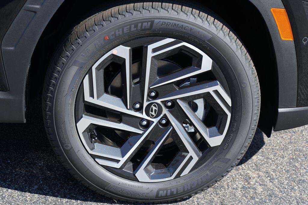 New 2026 Phantom Black Hyundai Limited image 6