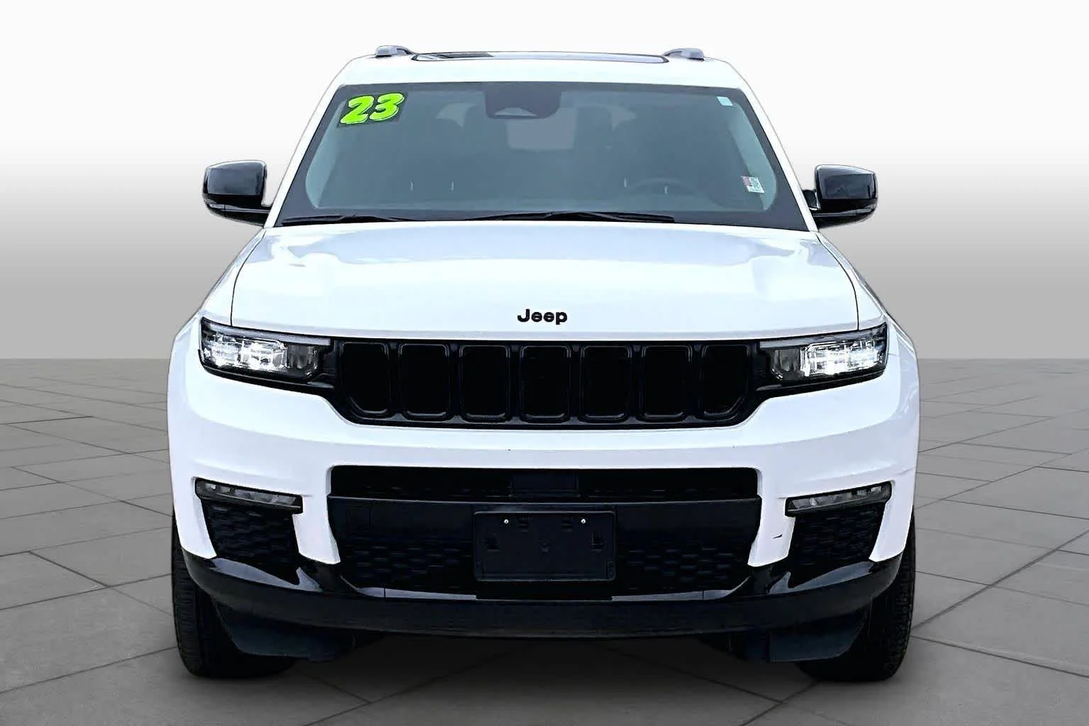 Used 2023 Bright White Clearcoat Jeep Limited image 5