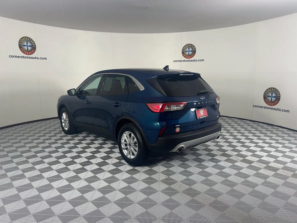 Used 2020 Green Ford SE image 20