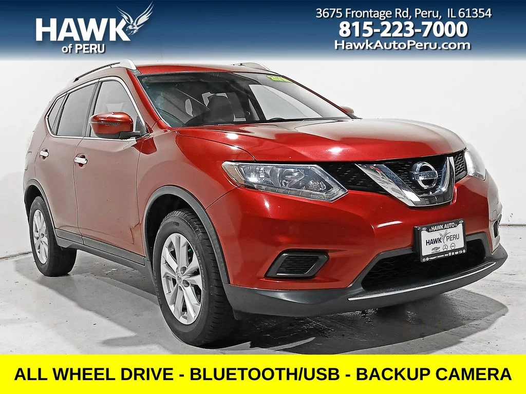 Used 2016 Red Nissan SV image 1