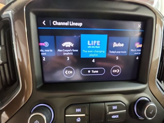 Used 2020 Beige Chevrolet High Country image 17