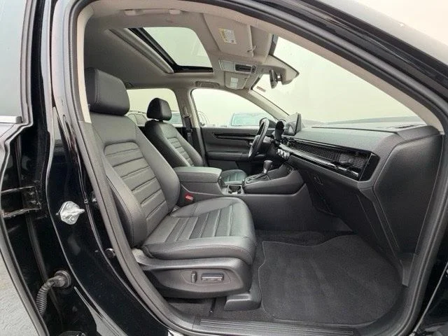 Used 2024  Honda EX-L image 17