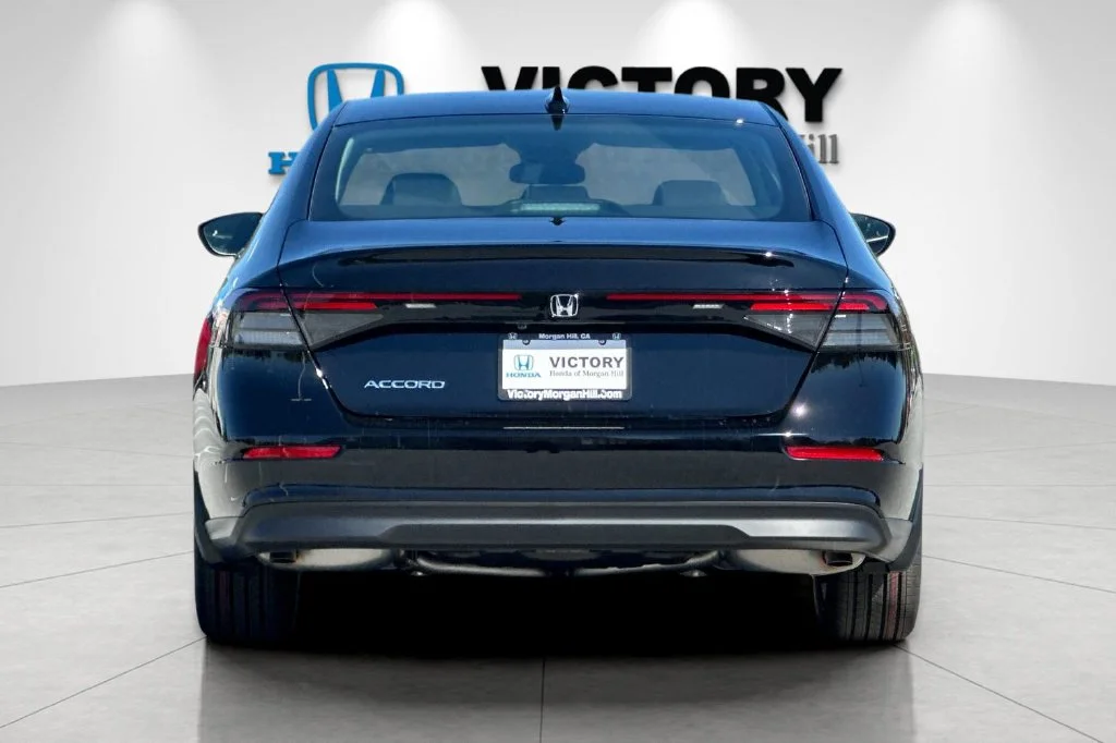 New 2026 Crystal Black Pearl Honda SE image 5