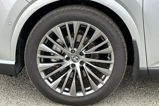 Certified Used 2025 Silver Lexus 350h Luxury image 35