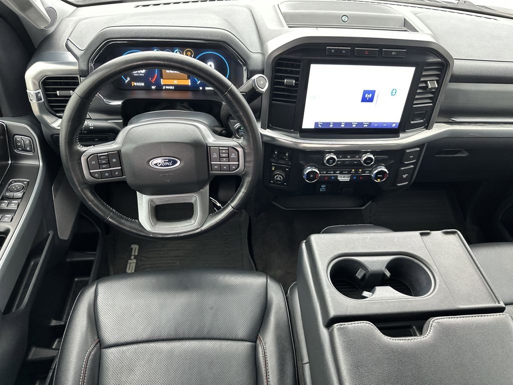 Used 2022 White Ford Lariat image 16