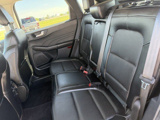 Used 2022 Black Metallic Ford SEL image 23