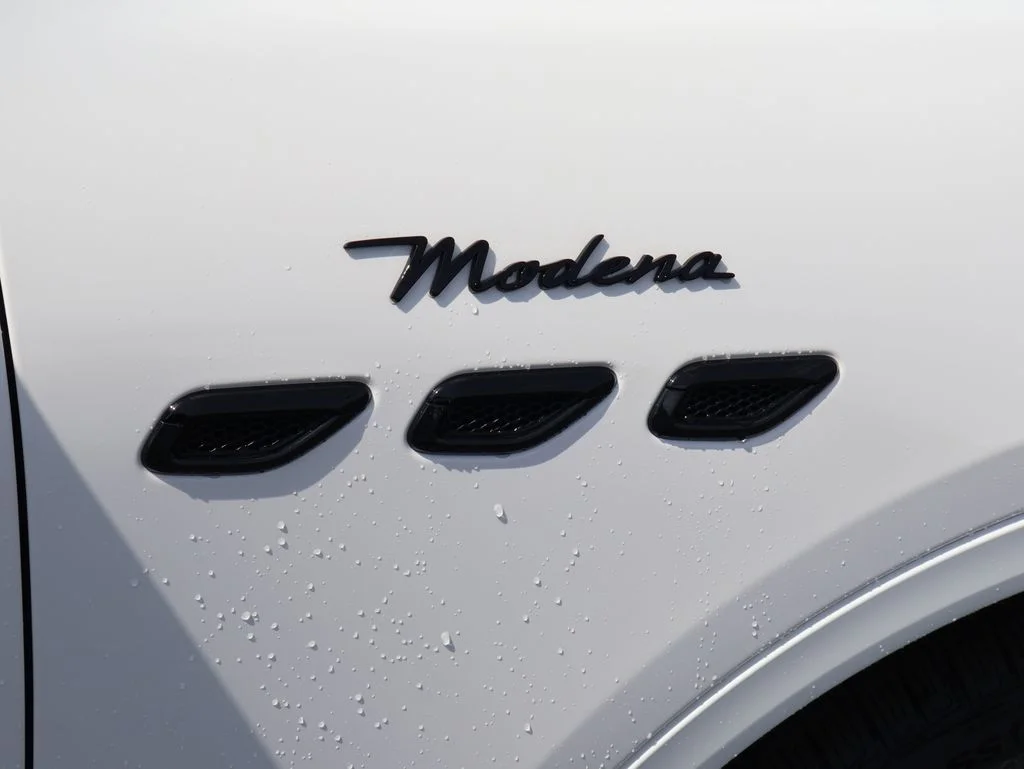 New 2026 Bianco Maserati Modena image 10