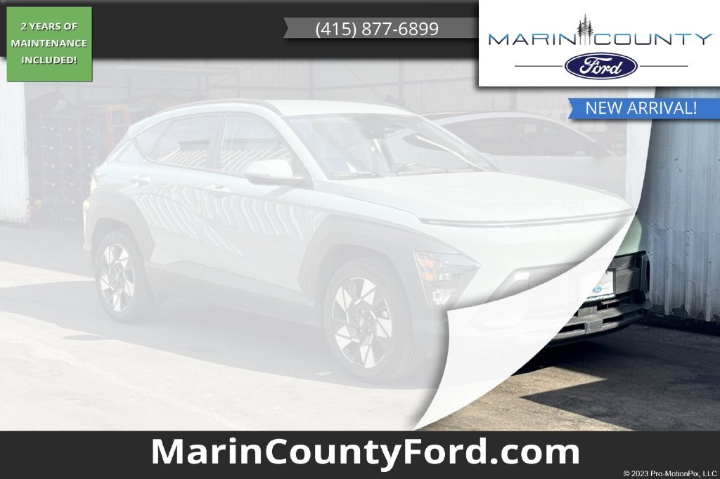 Used 2025 Green Hyundai SEL image 1