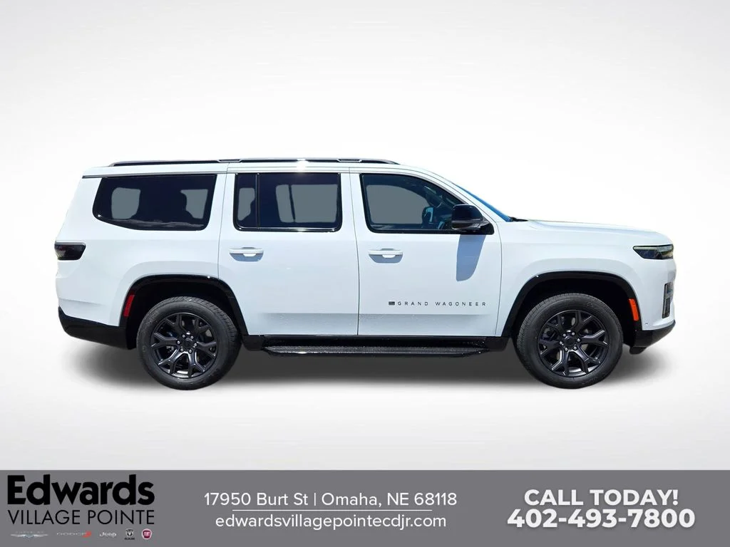 New 2026 Bright White Clear-Coat Exterior Paint Jeep Limited Altitude image 2