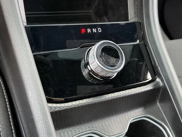 Used 2024 Red Jeep Laredo X image 24