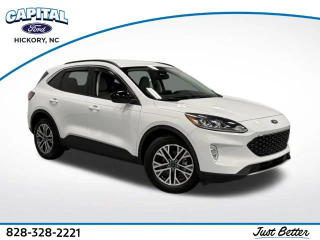 Used 2022 White Ford SEL image 1
