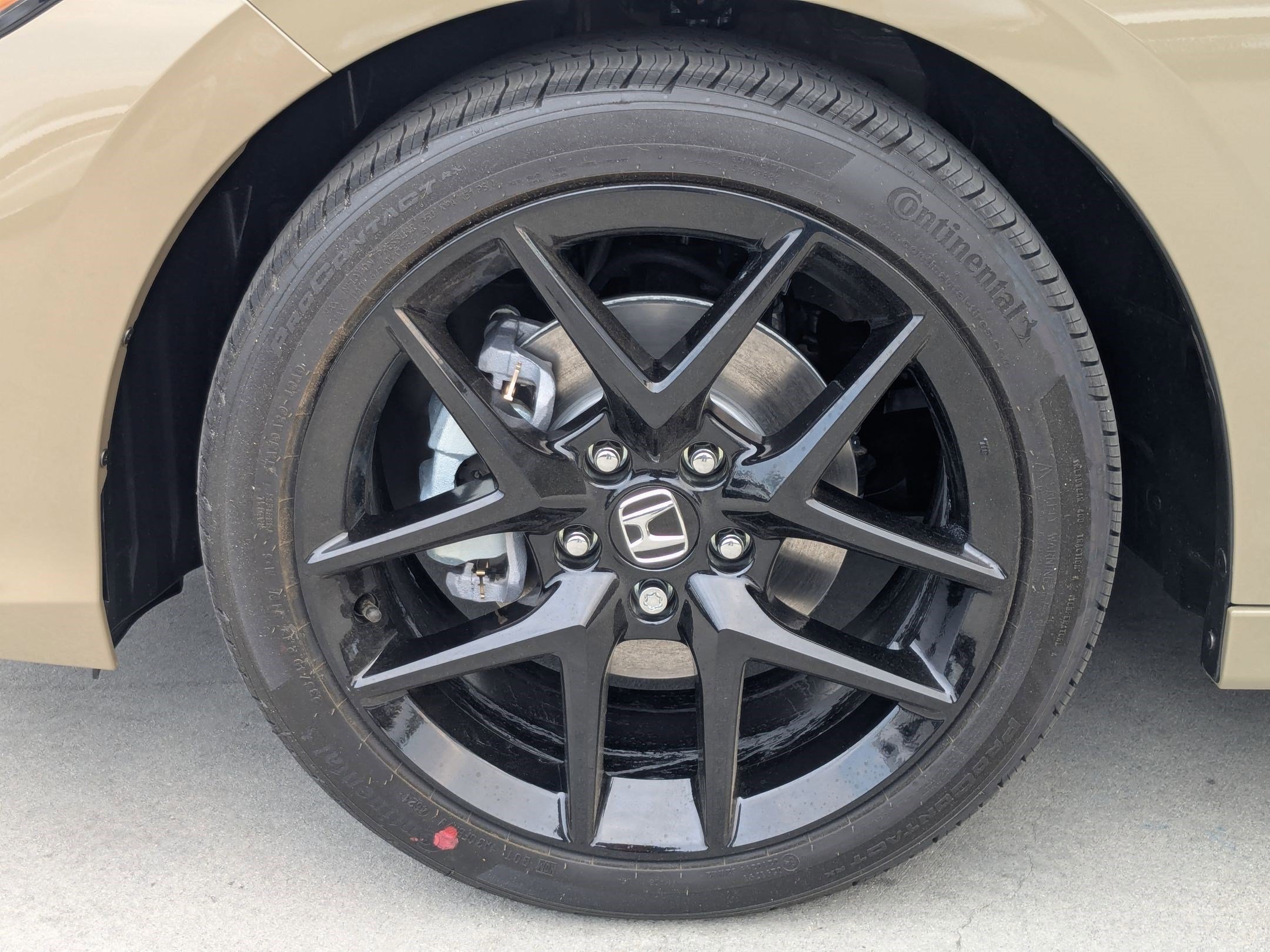 New 2026 Sand Dune Pearl Honda Sport image 7