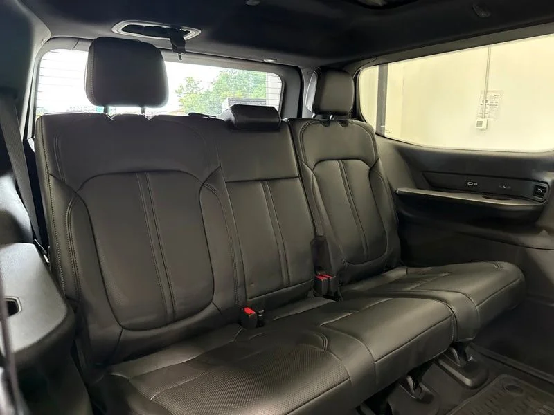 2026 Jeep Grand Wagoneer Upland - Photo 13
