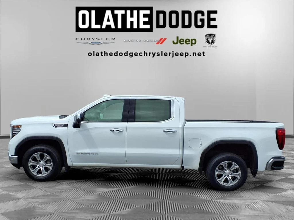 Certified Used 2024 White GMC SLT image 18