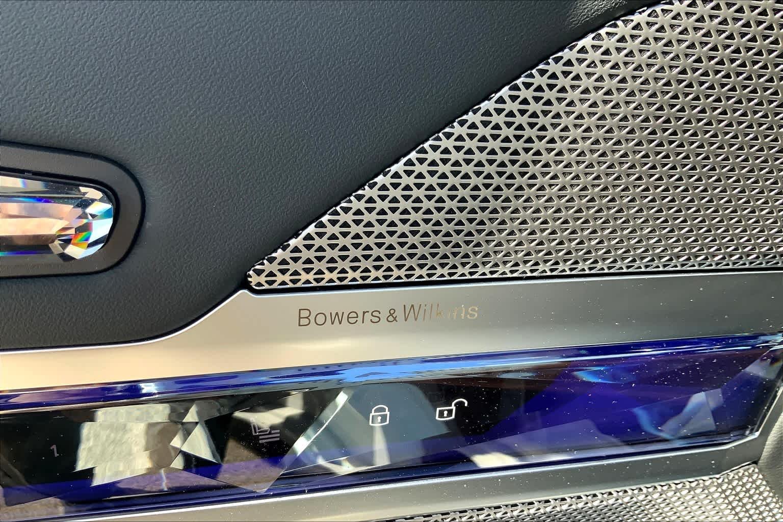 2025 BMW i7 50 - Photo 17