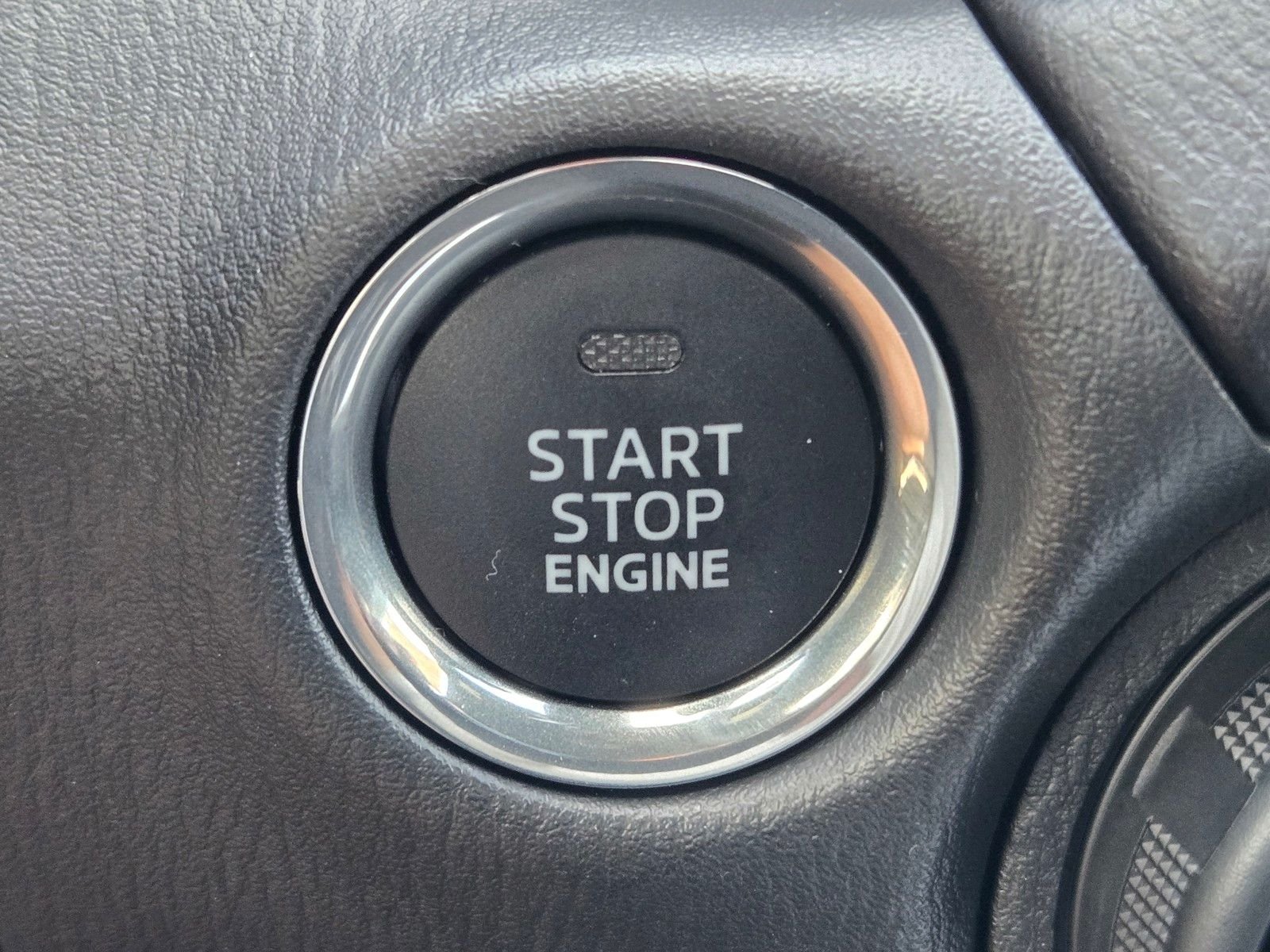 2025 Mazda MX-5 Miata Club - Photo 19