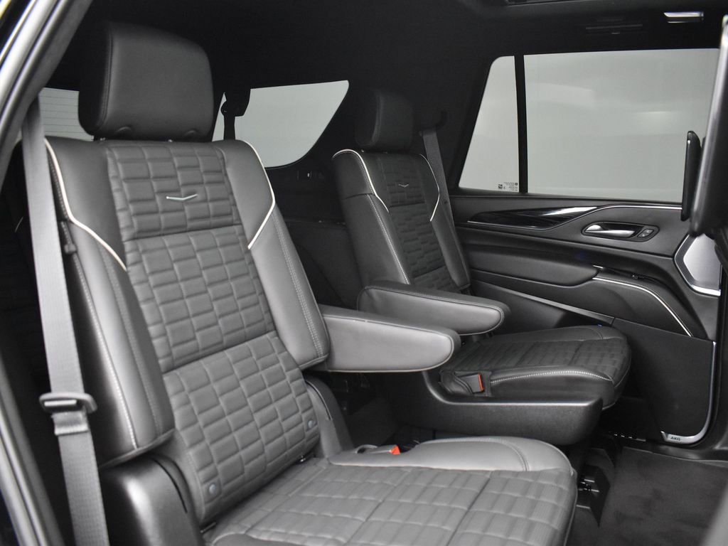 2024 CADILLAC ESCALADE - Image 37