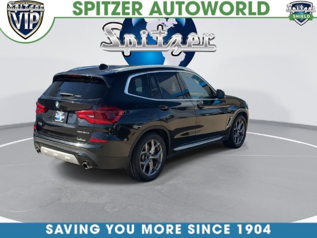 Used 2021  BMW xDrive30e image 15