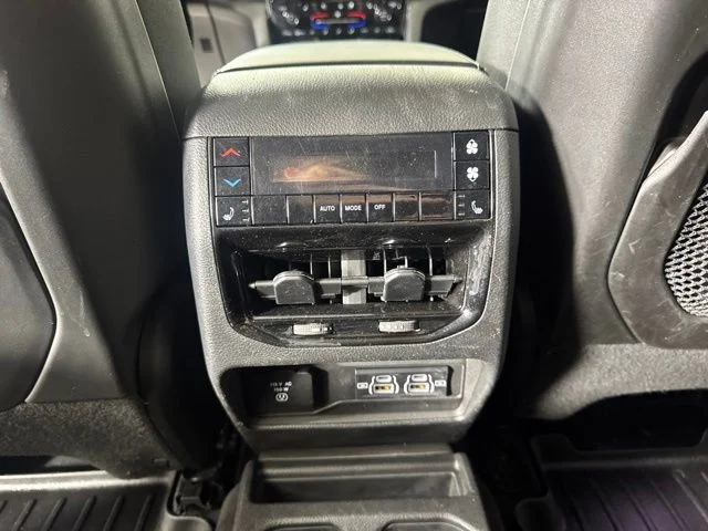 Used 2023 Diamond Black Jeep Overland image 13
