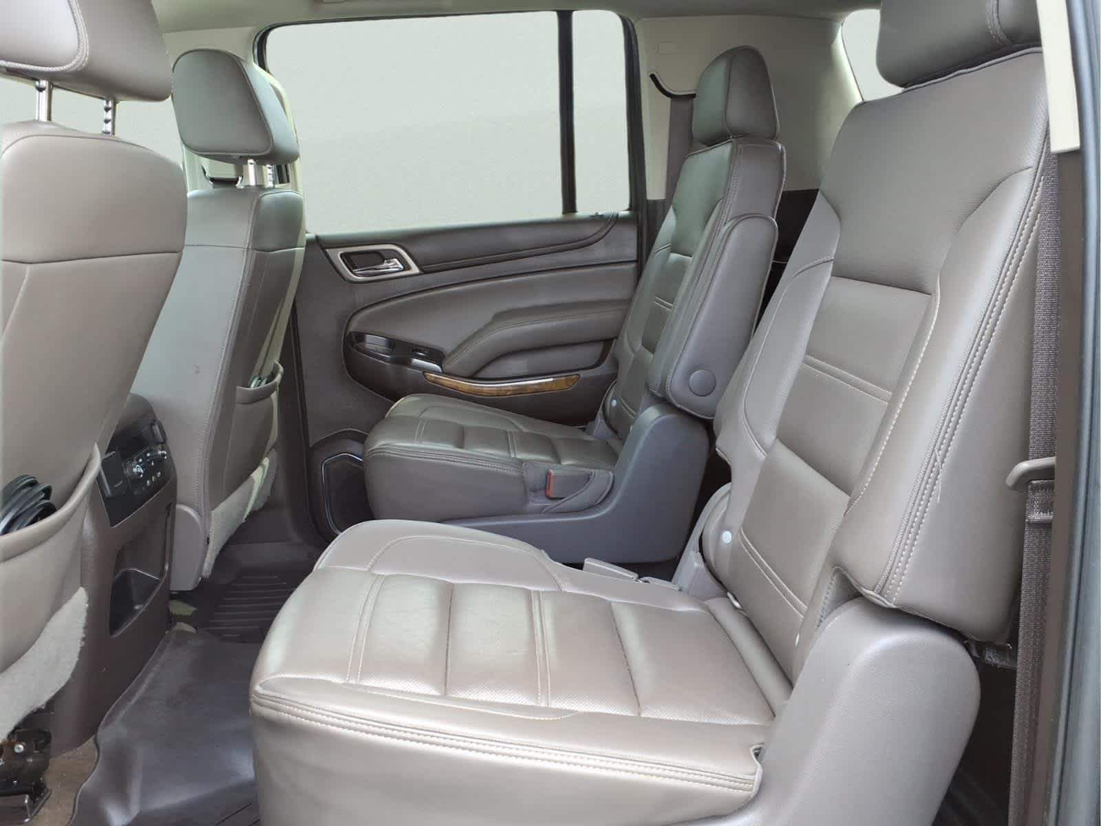 Used 2017 Onyx Black GMC Denali image 28