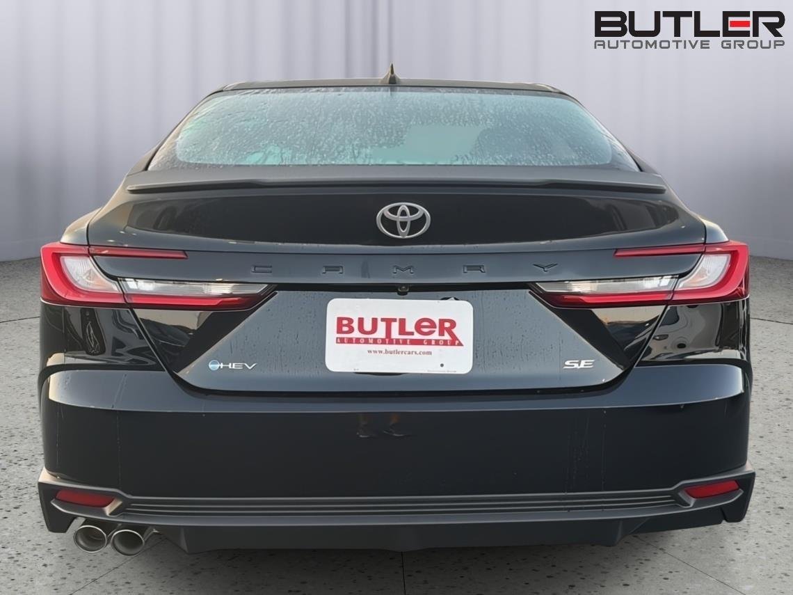New 2026 Midnight Black Metallic Toyota SE image 5