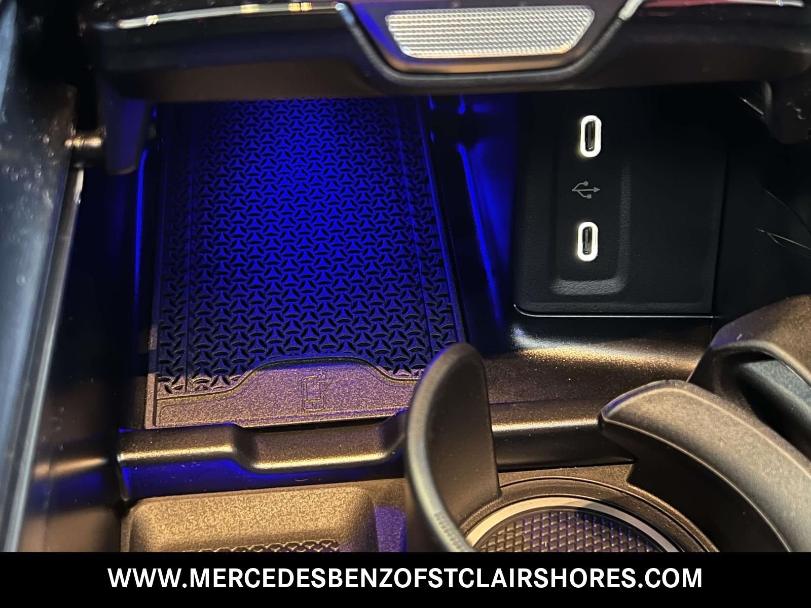 New 2026 MANUFAKTUR Cirrus Silver Magno Mercedes-Benz AMG® GLC 43 4MATIC® SUV image 23