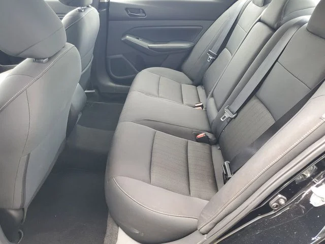 2025 Nissan Altima SV - Photo 28