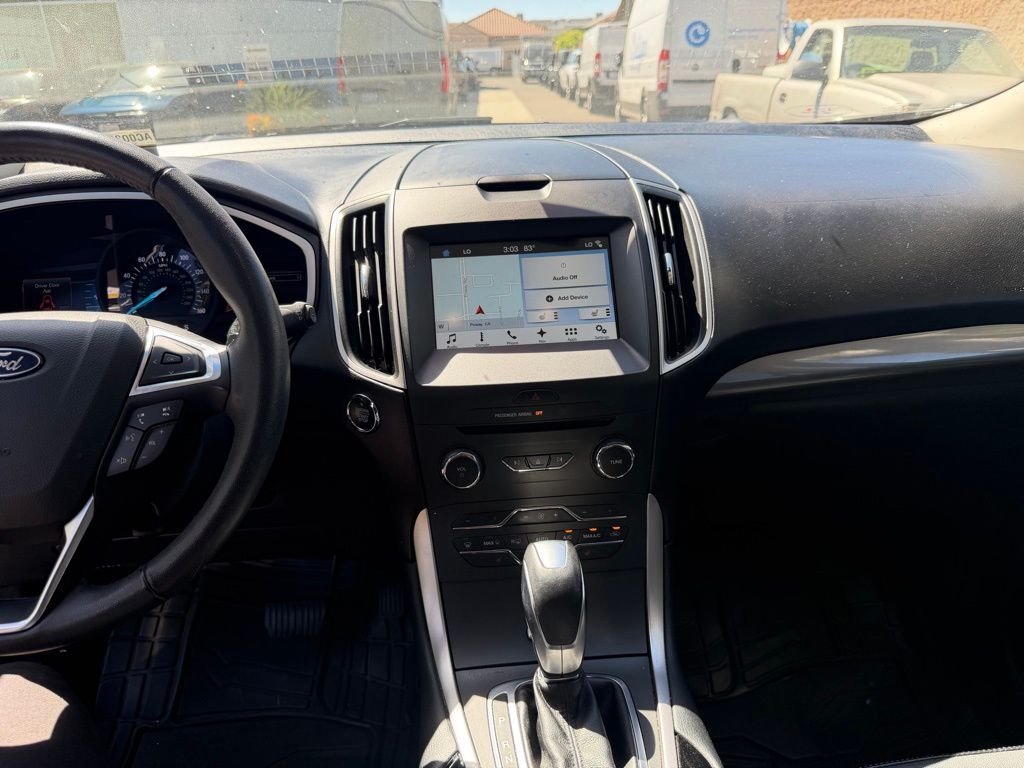 Used 2018 Gray Ford SEL image 17