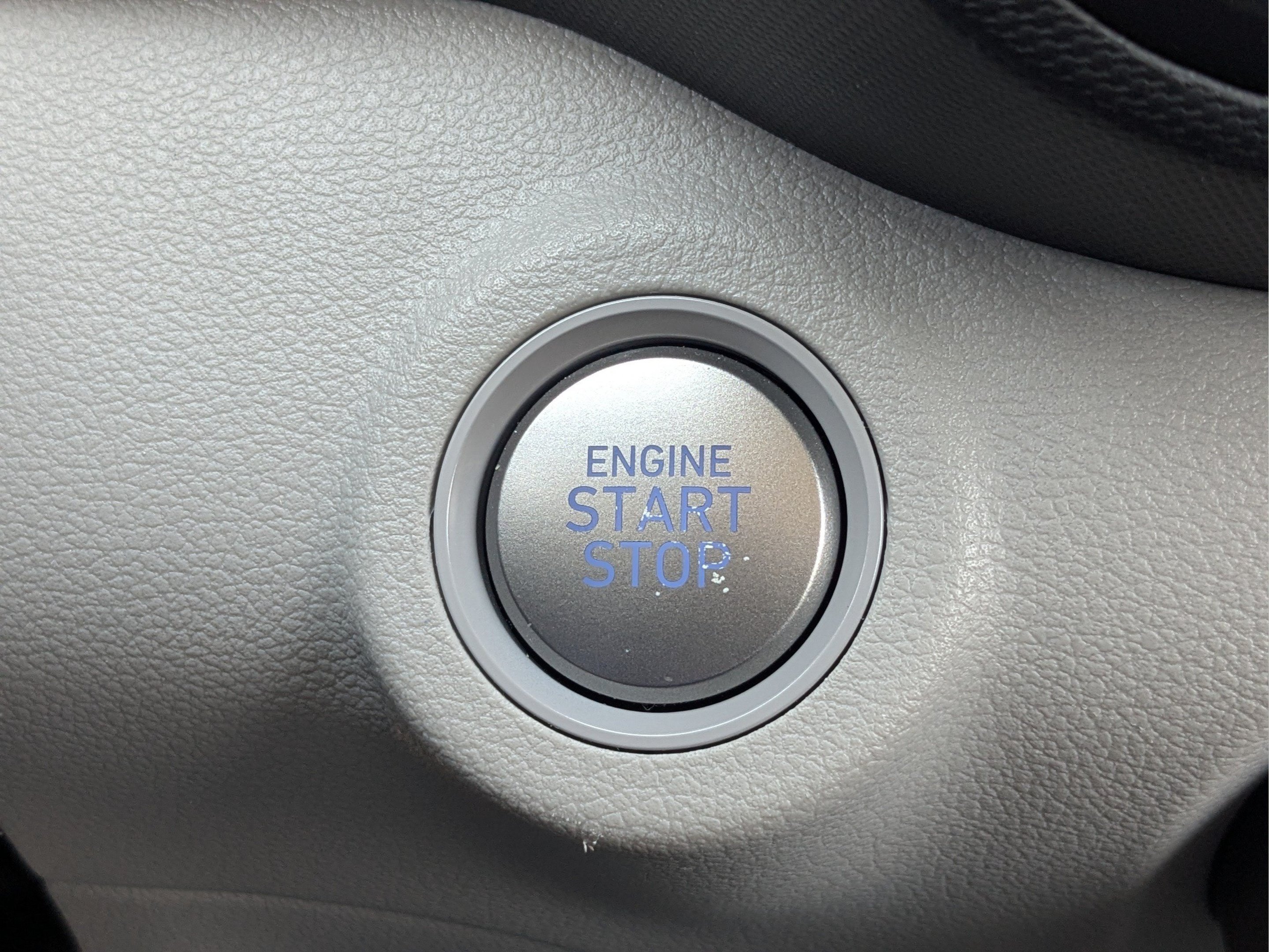 Certified Used 2025 Lunar White Hyundai SEL image 29