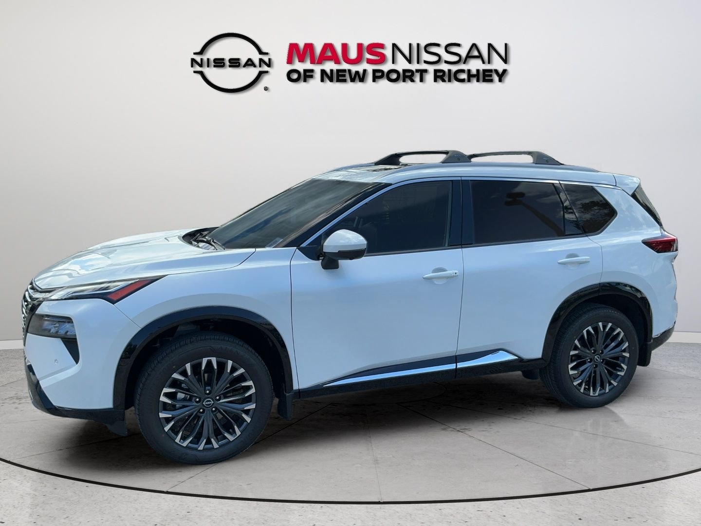 New 2026 White Nissan Platinum image 5