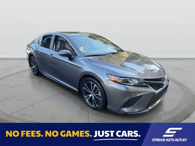 2020 Toyota Camry SE