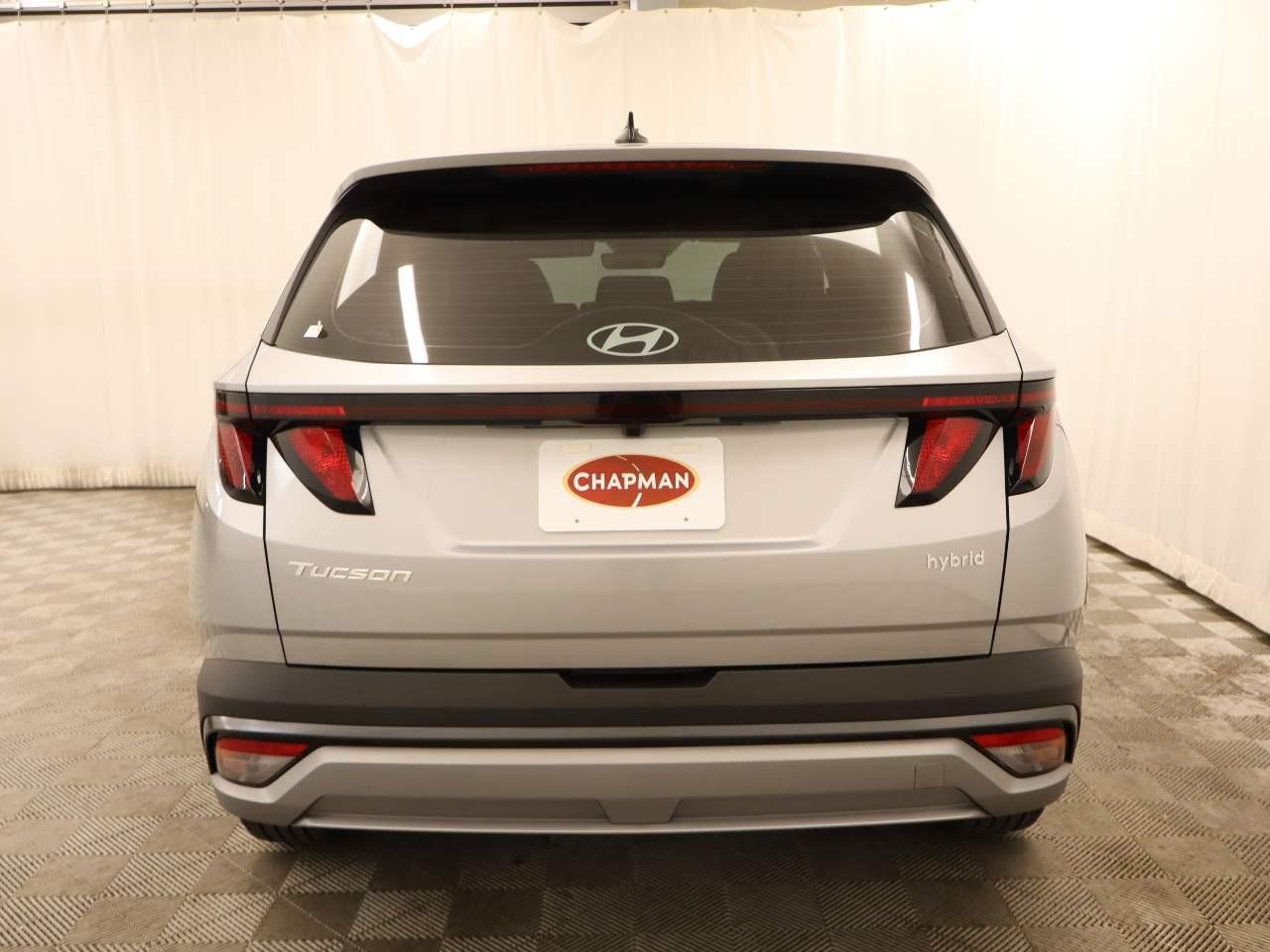 New 2026 Shimmering Silver Metallic Hyundai SE image 5